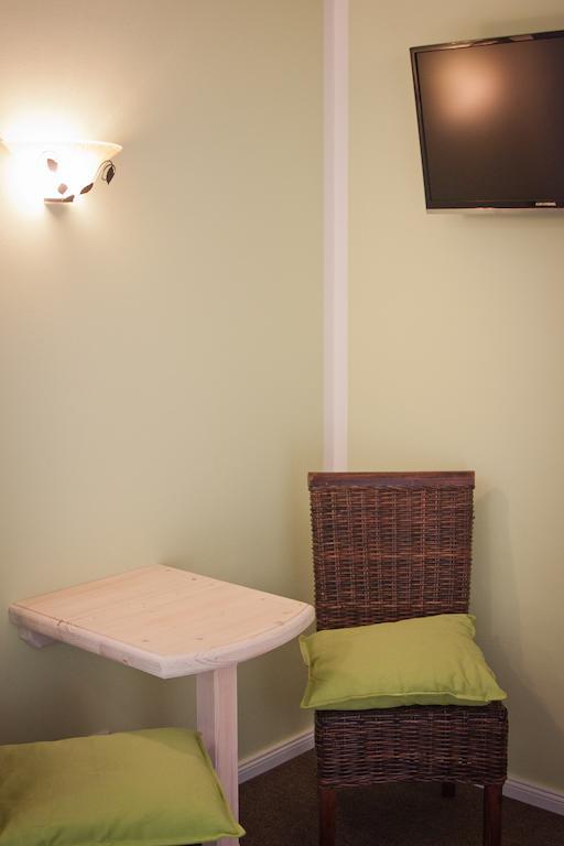 Cafe Hehrlich - Cafe, Pension & Mehr Bad Tennstedt Room photo